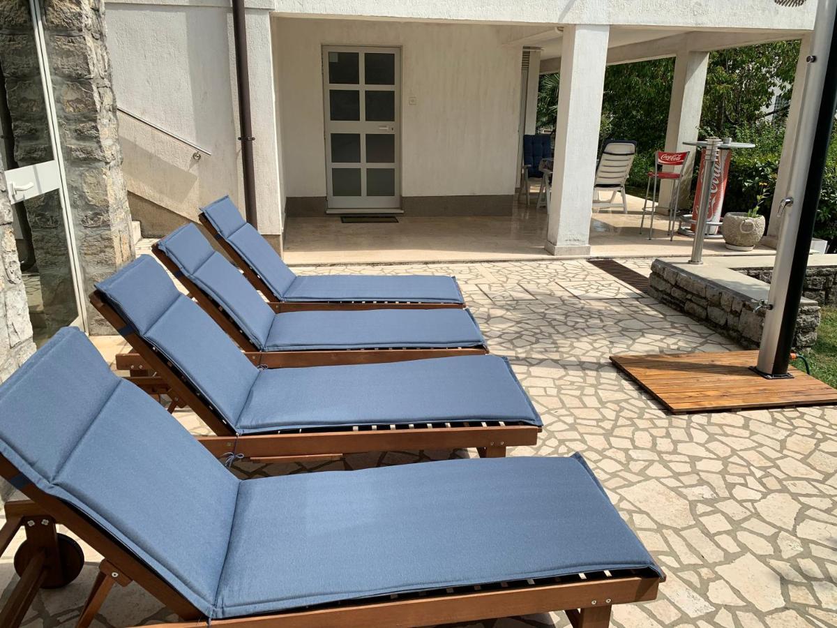 Deluxe Apartment Dora With A Private Parking, Terrace And See View Fiume Kültér fotó