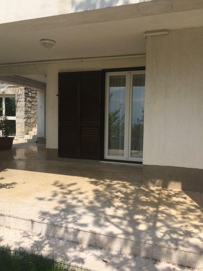 Deluxe Apartment Dora With A Private Parking, Terrace And See View Fiume Kültér fotó